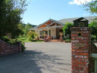 Acacia Bay Lodge Bed & Breakfast Taupo Ngoại thất bức ảnh